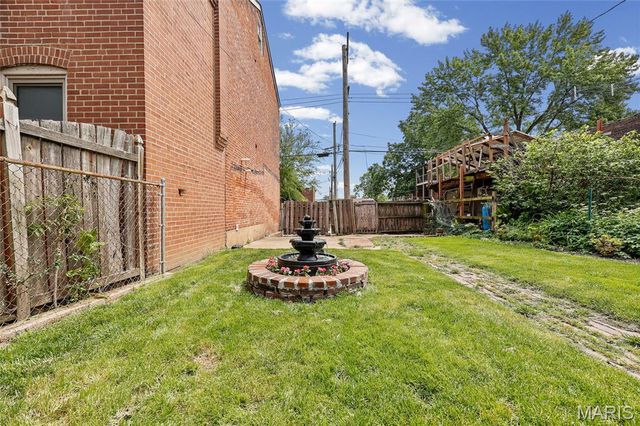 2432 McNair Avenue, St Louis, MO 63104