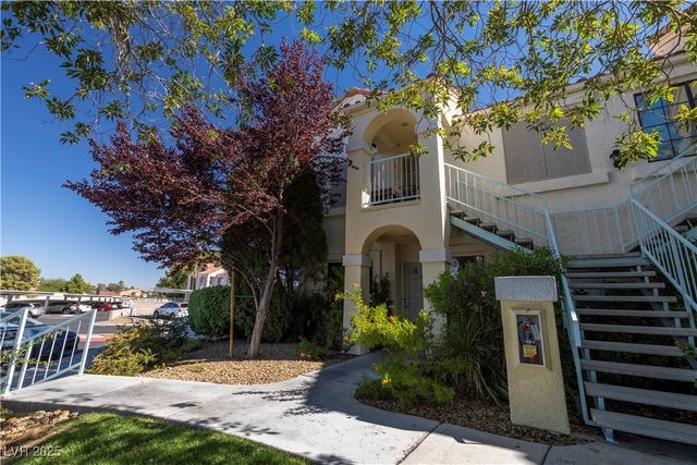 4847 South Torrey Pines Drive 102, Las Vegas, NV 89103