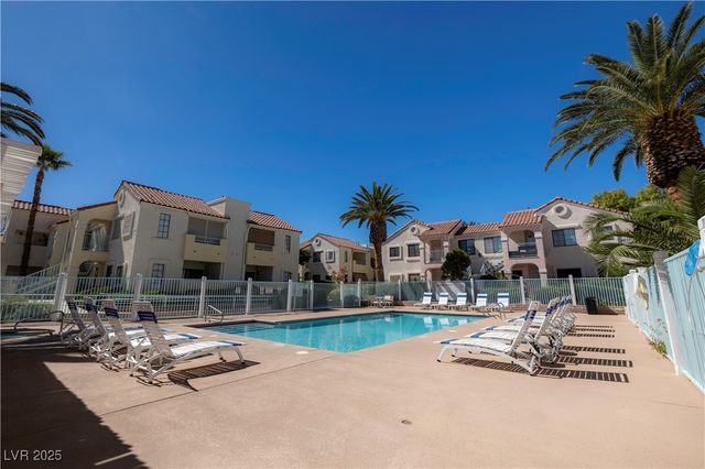 4847 South Torrey Pines Drive 102, Las Vegas, NV 89103