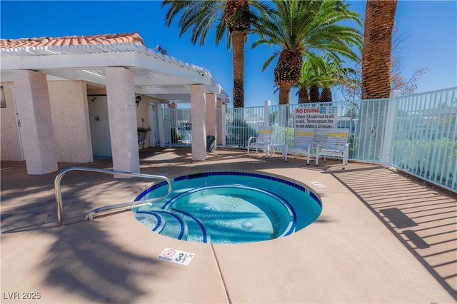 4847 South Torrey Pines Drive 102, Las Vegas, NV 89103