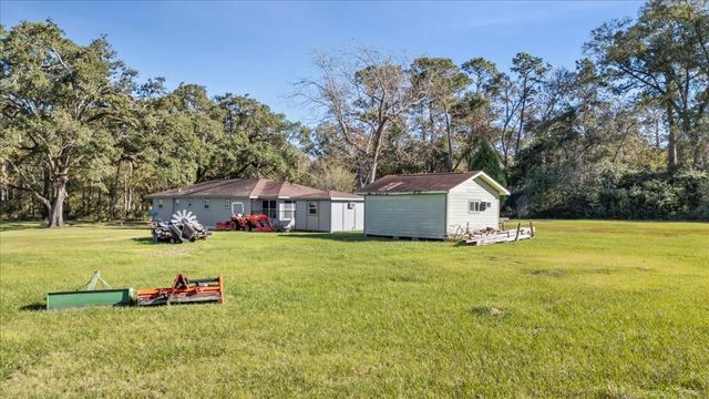 313 Roy Road, Wallisville, TX 77597