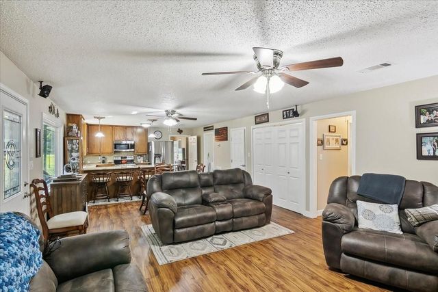 313 Roy Road, Wallisville, TX 77597