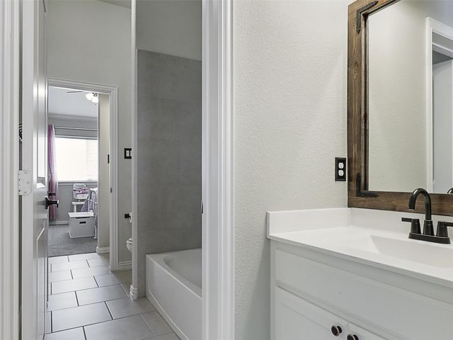 5404 Fringetree Drive, Mckinney, TX 75071