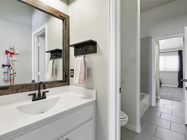 5404 Fringetree Drive, Mckinney, TX 75071