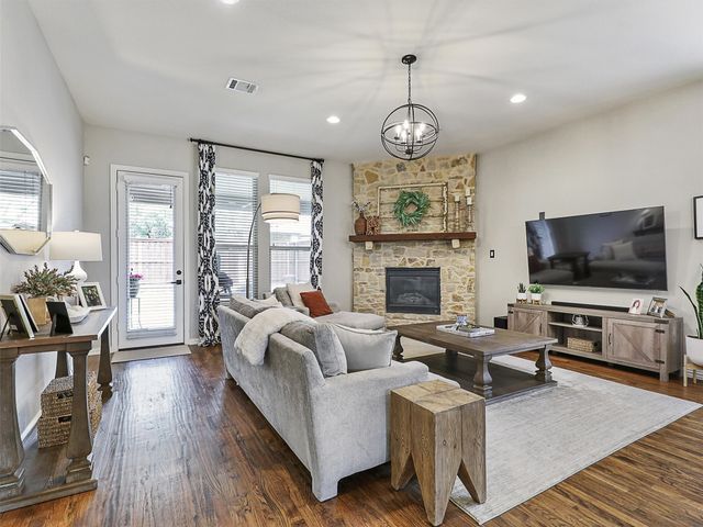 5404 Fringetree Drive, Mckinney, TX 75071