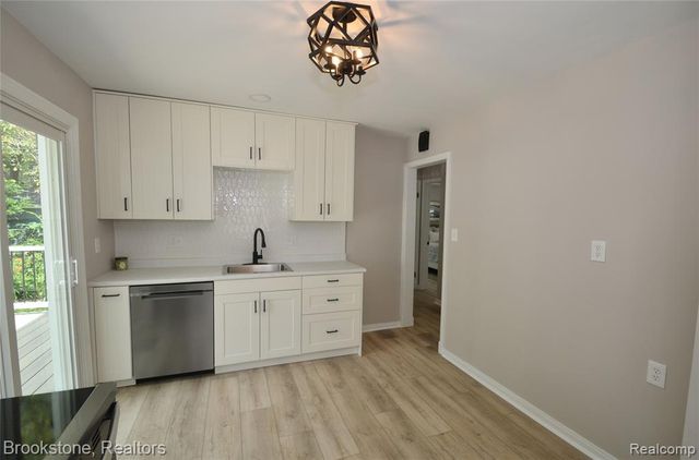 1000 S Campbell Road, Royal Oak, MI 48067