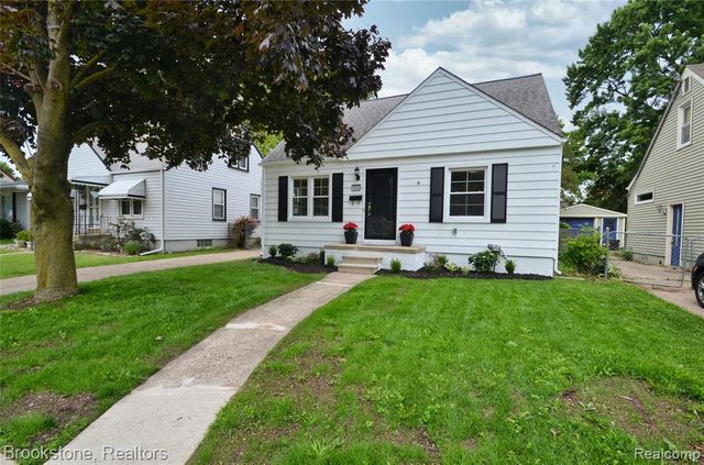 1000 S Campbell Road, Royal Oak, MI 48067