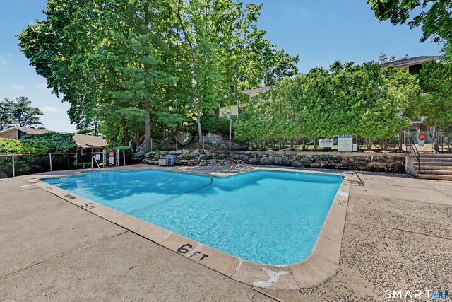 57 Rock Spring Road 15, Stamford, CT 06906