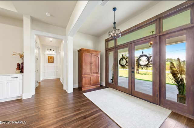 1815 Guillot Road Road, Youngsville, LA 70592
