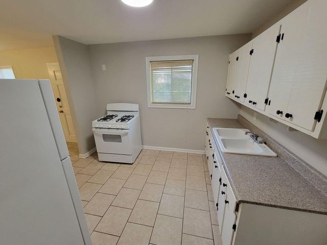4118 Seabreeze Road N, Mobile, AL 36609