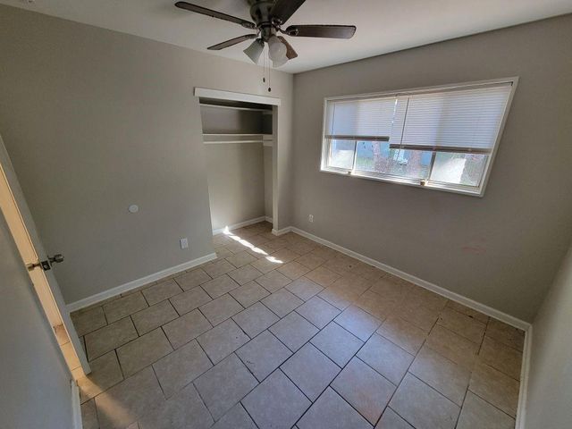 4118 Seabreeze Road N, Mobile, AL 36609
