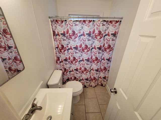 4118 Seabreeze Road N, Mobile, AL 36609