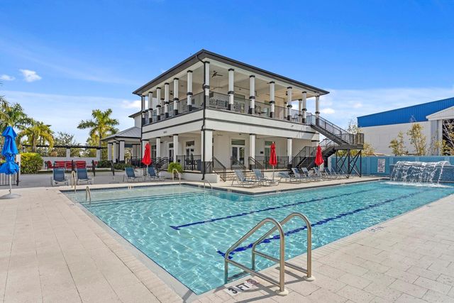 3036 CHRISTOPHERS WATCH LANE, Ruskin, FL 33570