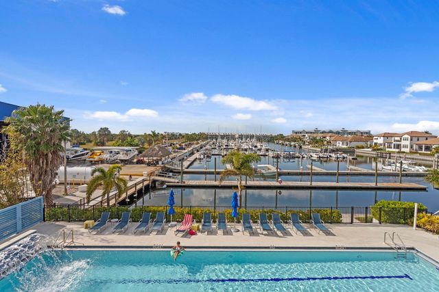 3036 CHRISTOPHERS WATCH LANE, Ruskin, FL 33570