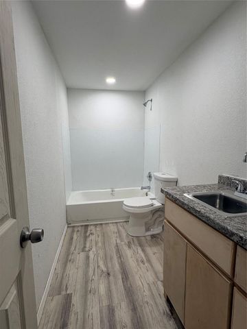 8112 Melrose Street E, White Settlement, TX 76108