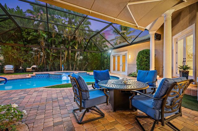 8431 Egret Lakes Lane, West Palm Beach, FL 33412