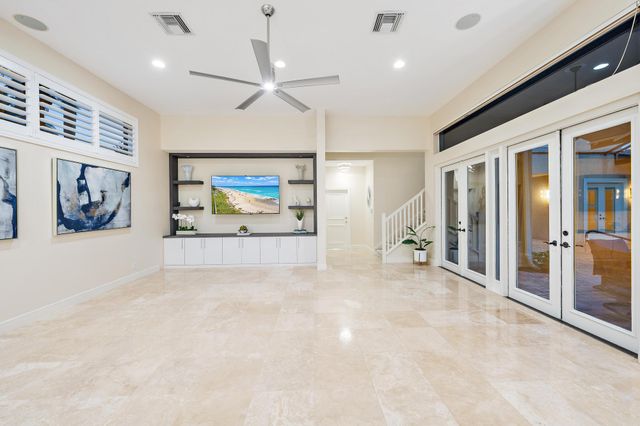 8431 Egret Lakes Lane, West Palm Beach, FL 33412