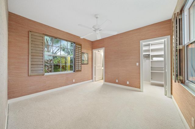 8431 Egret Lakes Lane, West Palm Beach, FL 33412