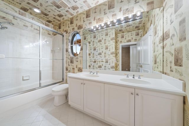 8431 Egret Lakes Lane, West Palm Beach, FL 33412