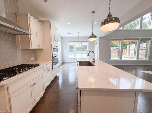 801 Blue Moon Court, Greensboro, NC 27455