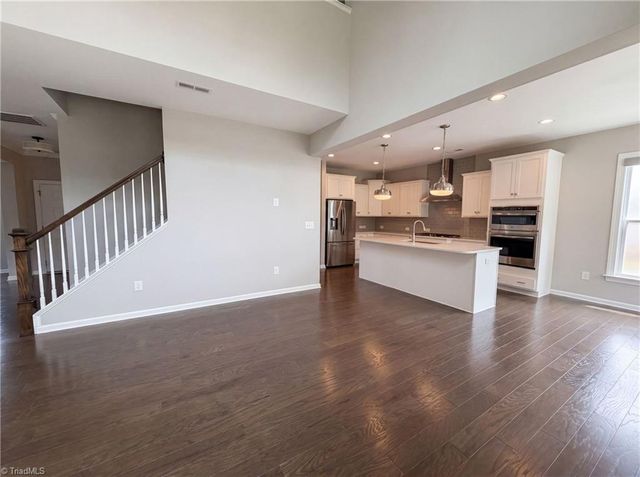 801 Blue Moon Court, Greensboro, NC 27455