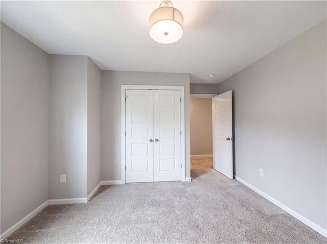 801 Blue Moon Court, Greensboro, NC 27455