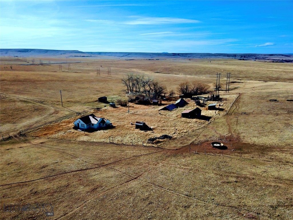 205 Ross Road, Great Falls, MT 59405 photo 2