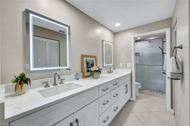 859 Tanbark DR 103, Naples, FL 34108