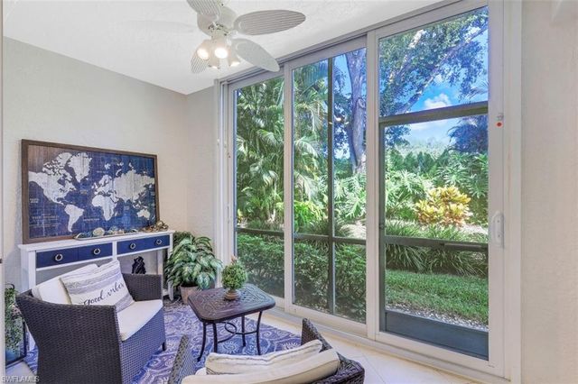 859 Tanbark DR 103, Naples, FL 34108