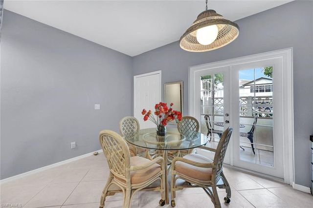 859 Tanbark DR 103, Naples, FL 34108