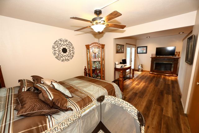 2504 & 2508 2nd Ave NW, Minot, ND 58703