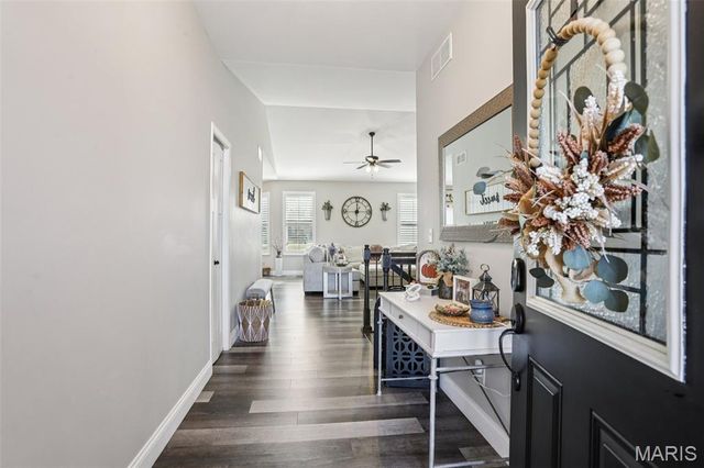 8446 Herrick Park Drive, Troy, IL 62294