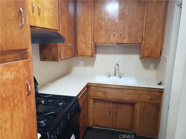 505 S 1st 6, Covina, CA 91723