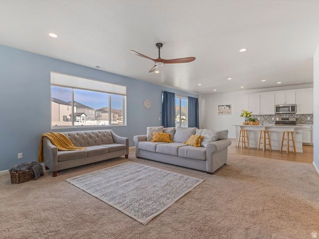 5492 NORTH YEAGER LN, Eagle Mountain, UT 84005