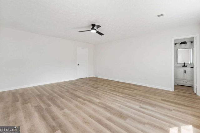 9383 Woodknoll Way, Jonesboro, GA 30238