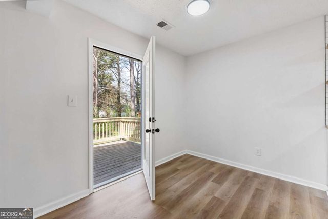 9383 Woodknoll Way, Jonesboro, GA 30238