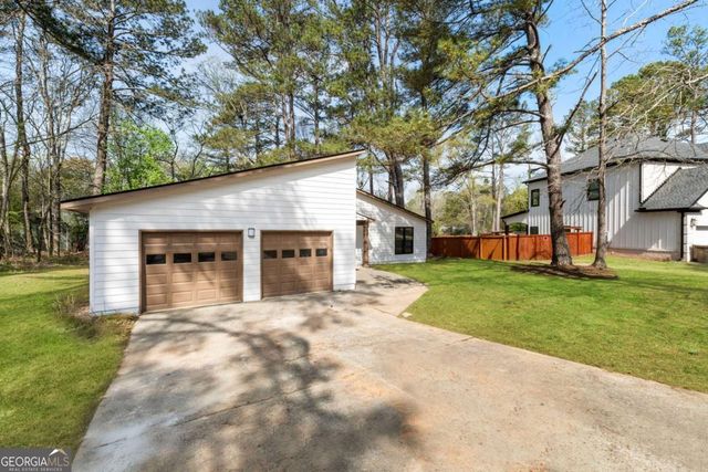 9383 Woodknoll Way, Jonesboro, GA 30238