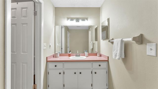 1308 ARROWHEAD COURT, Auburndale, FL 33823