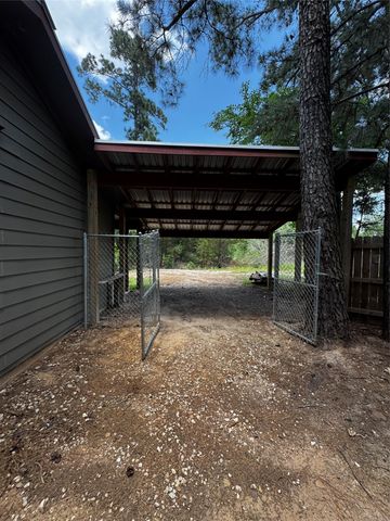 106 Shetland LN, Bastrop, TX 78602