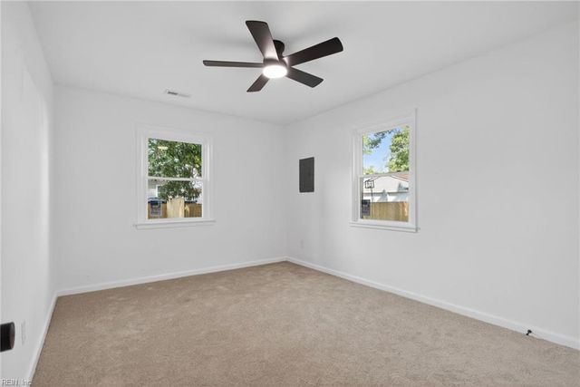 635 Highland CT, Newport News, VA 23605