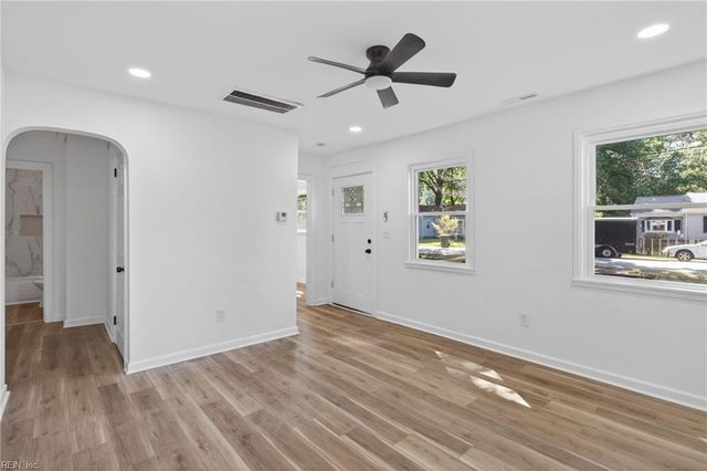 635 Highland CT, Newport News, VA 23605