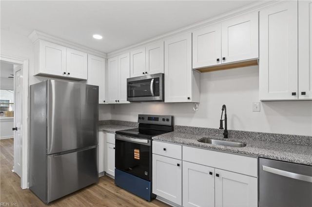 635 Highland CT, Newport News, VA 23605