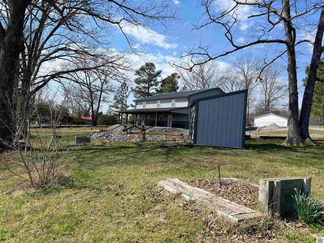 18 Goose Bay Drive, Benton, KY 42025