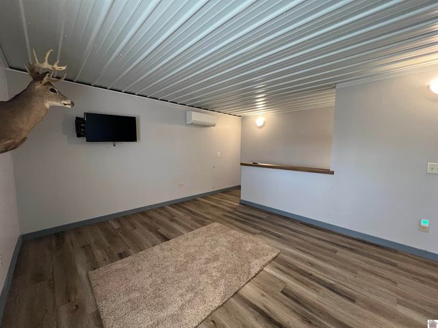 18 Goose Bay Drive, Benton, KY 42025