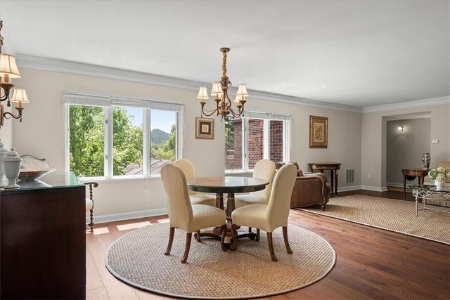 316 Beaver St. 402, Sewickley, PA 15143