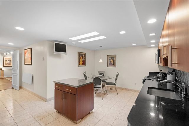 316 Beaver St. 402, Sewickley, PA 15143