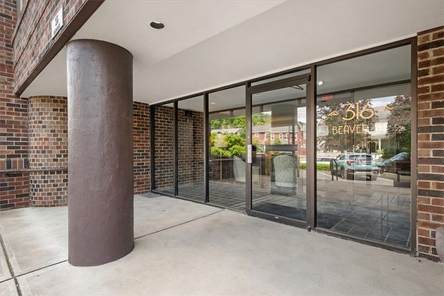 316 Beaver St. 402, Sewickley, PA 15143