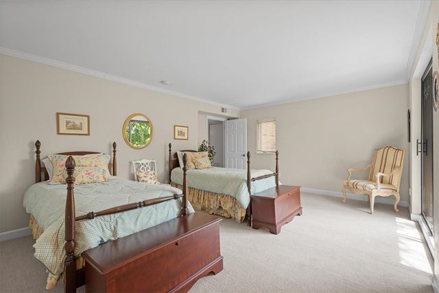 316 Beaver St. 402, Sewickley, PA 15143