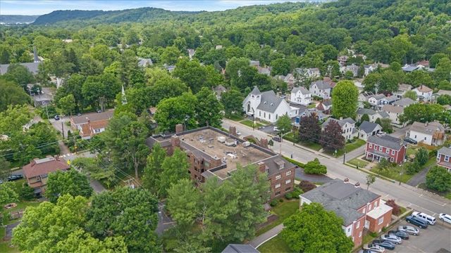 316 Beaver St. 402, Sewickley, PA 15143