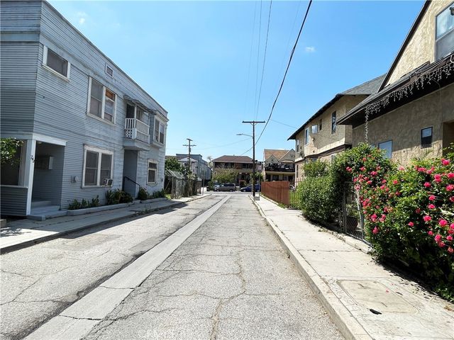 1317 Linwood, Los Angeles, CA 90017